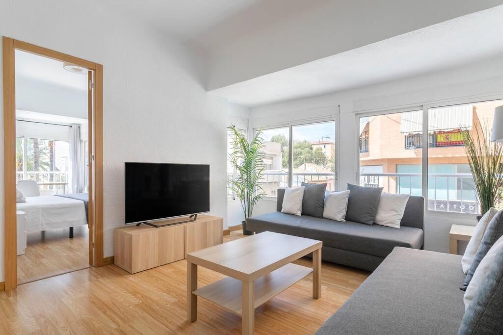 Encantador Apartamento De 3 Habitaciones Con Balcon アリカンテ エクステリア 写真
